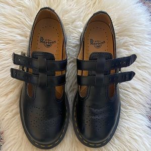 Doc Martens Mary Janes